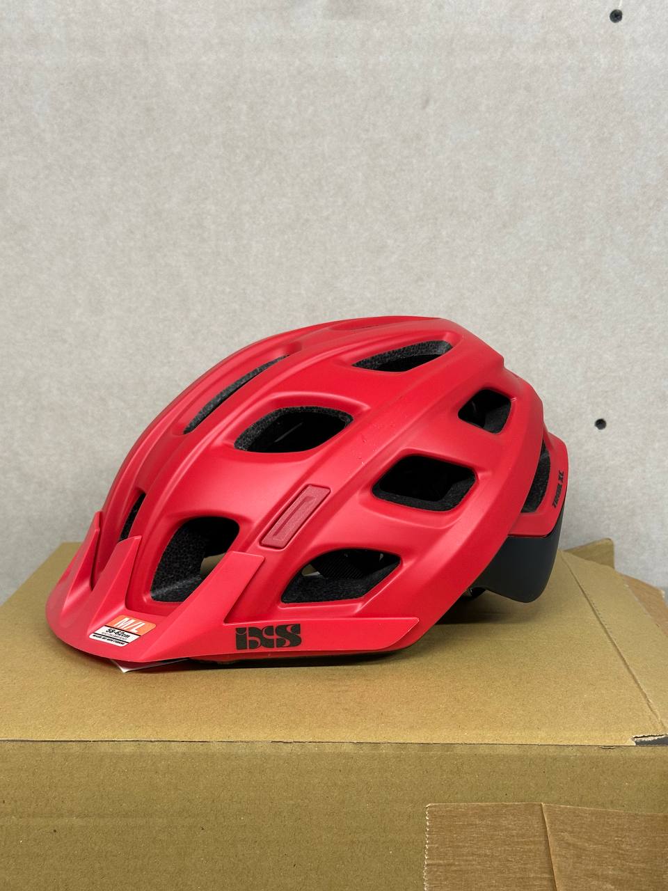 IXS Trail XC cykelhjelm - Medium/Large (Rød) - El Garagen